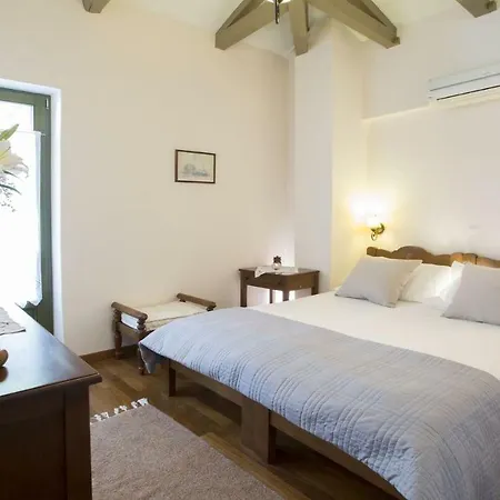 Architect House * Spanokhórion